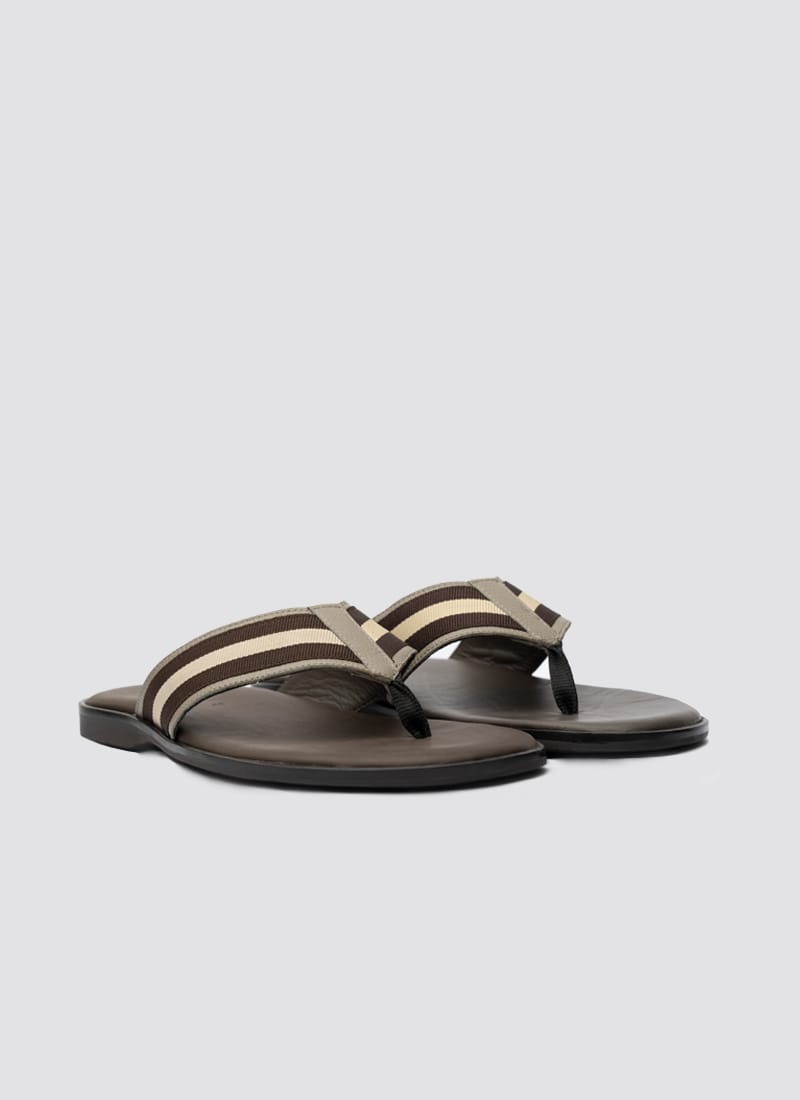Russell Sandal