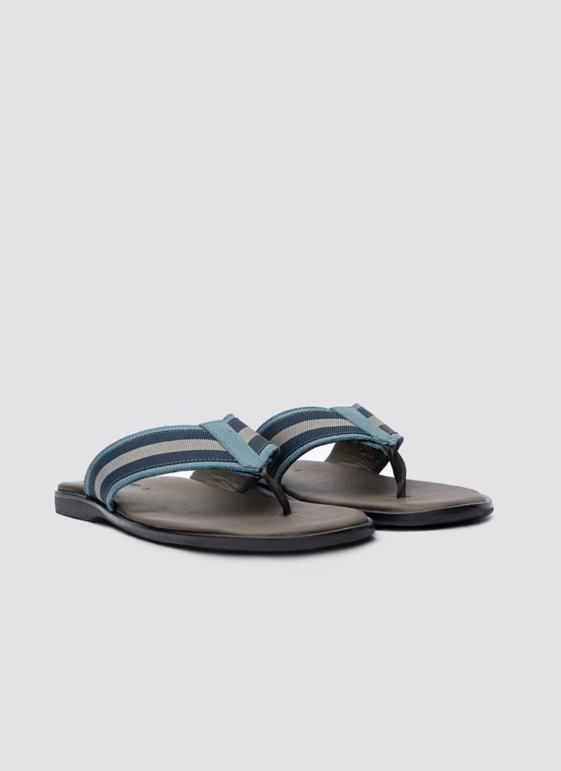Russell Sandal
