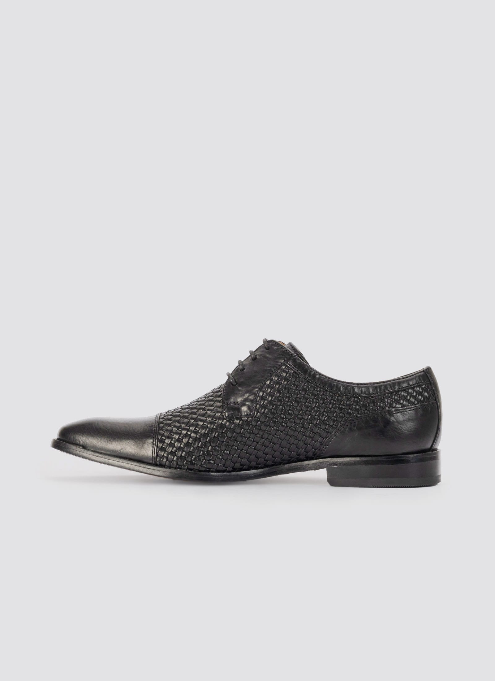 Regis Lace-ups