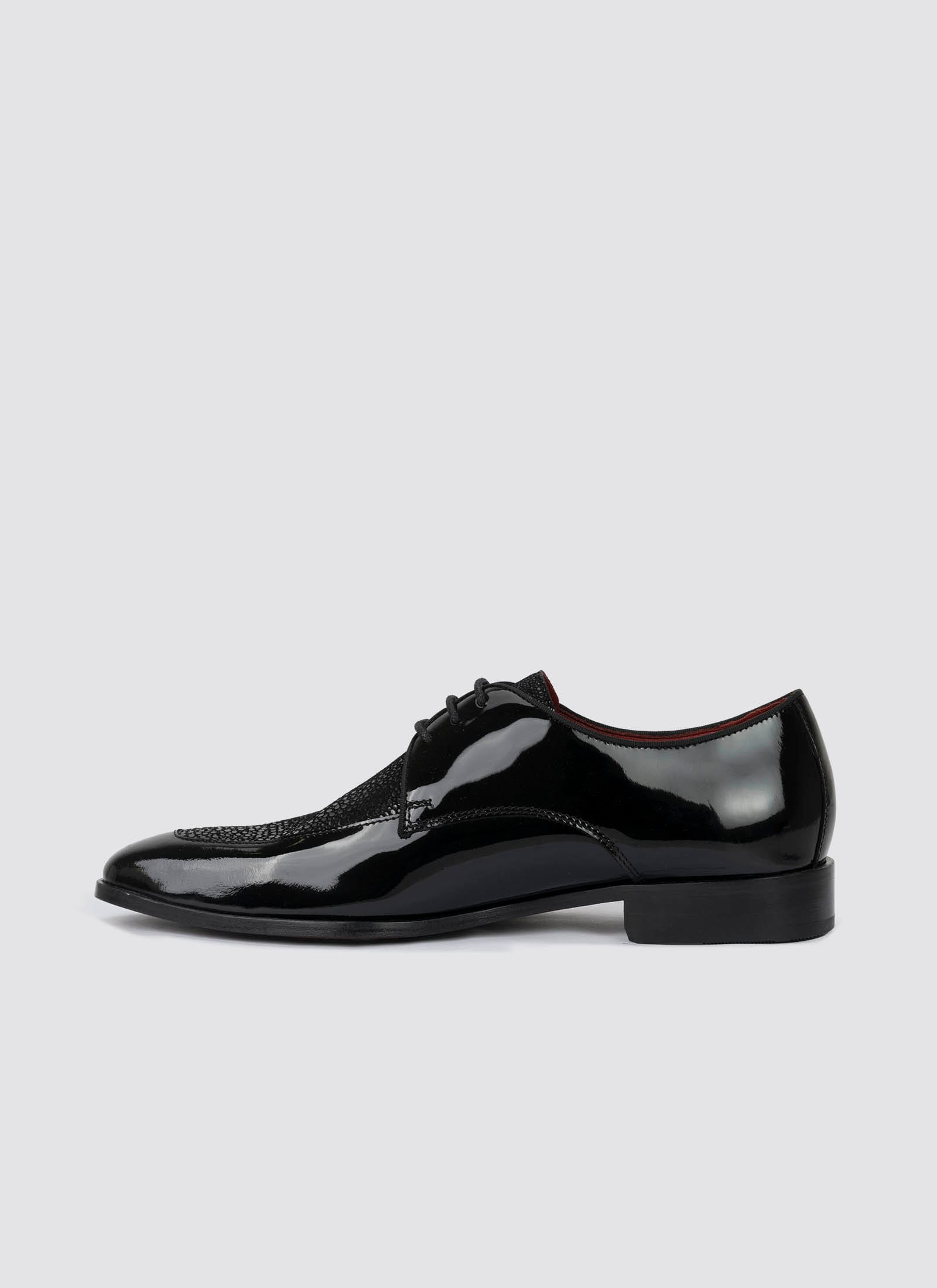 Chester Lace-ups