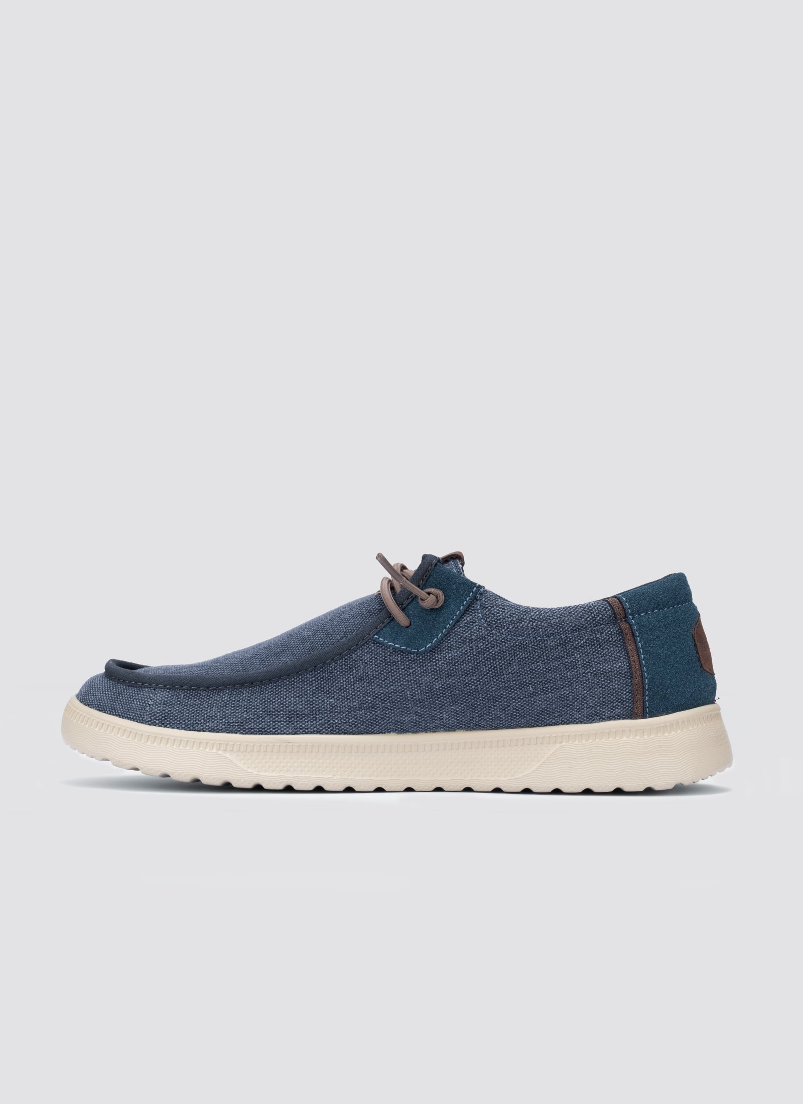 Easton Lace-ups