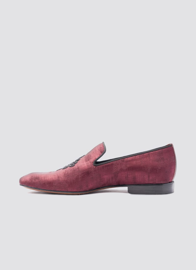 #color_maroon