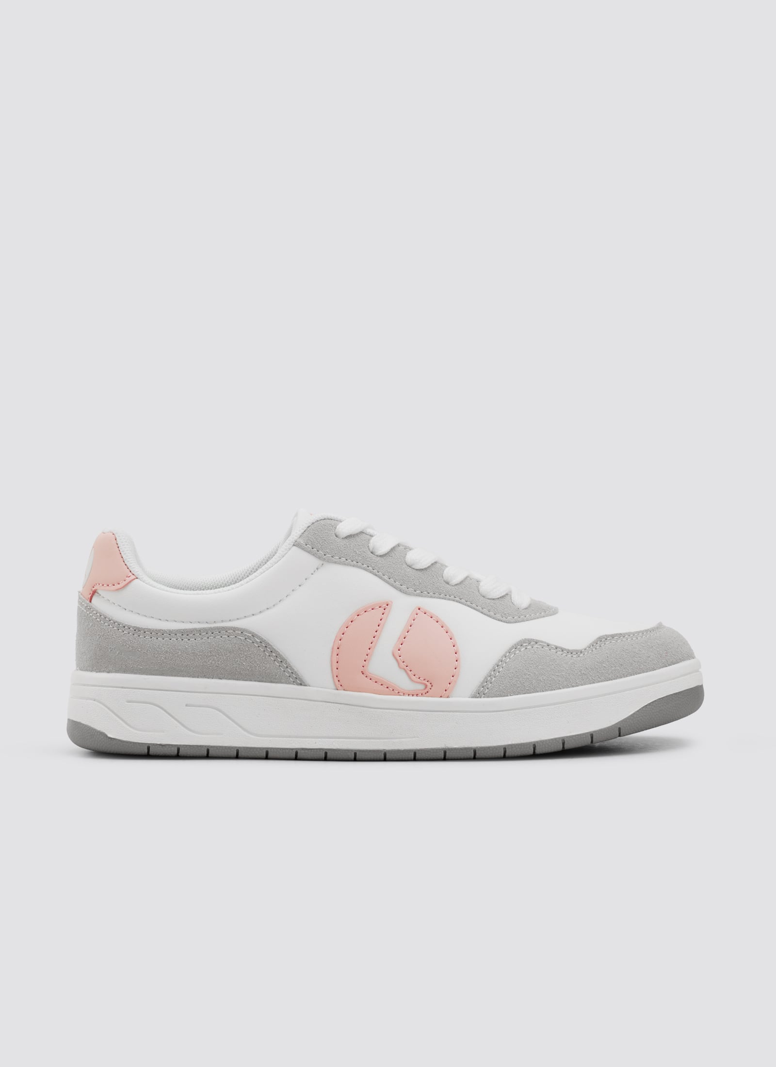 Lumina Sneaker