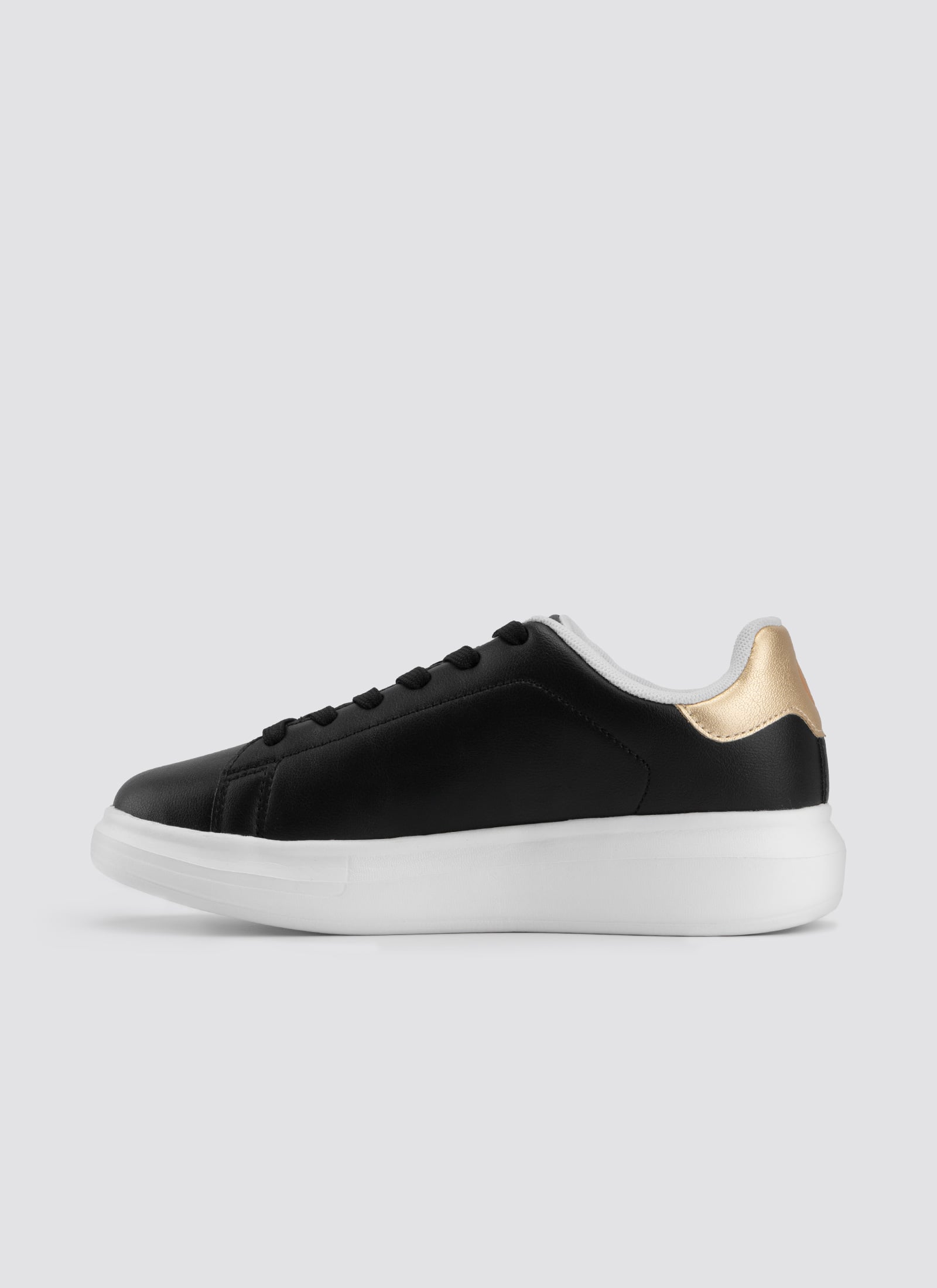 Drift Sneaker