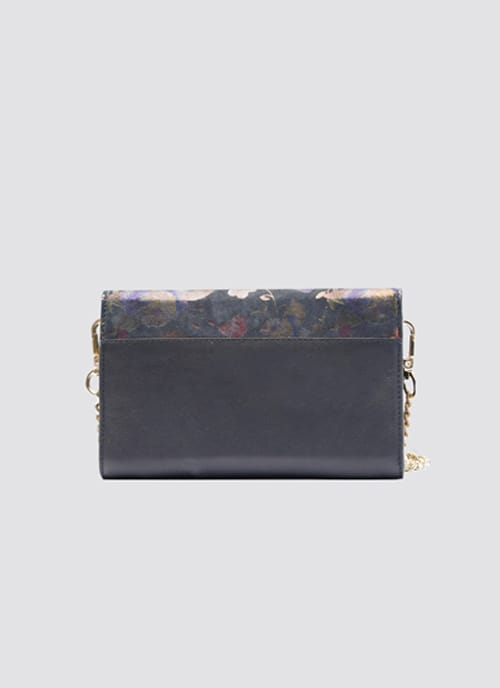 #color_navy-floral
