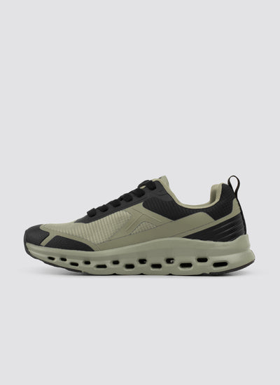 Mach Sneaker