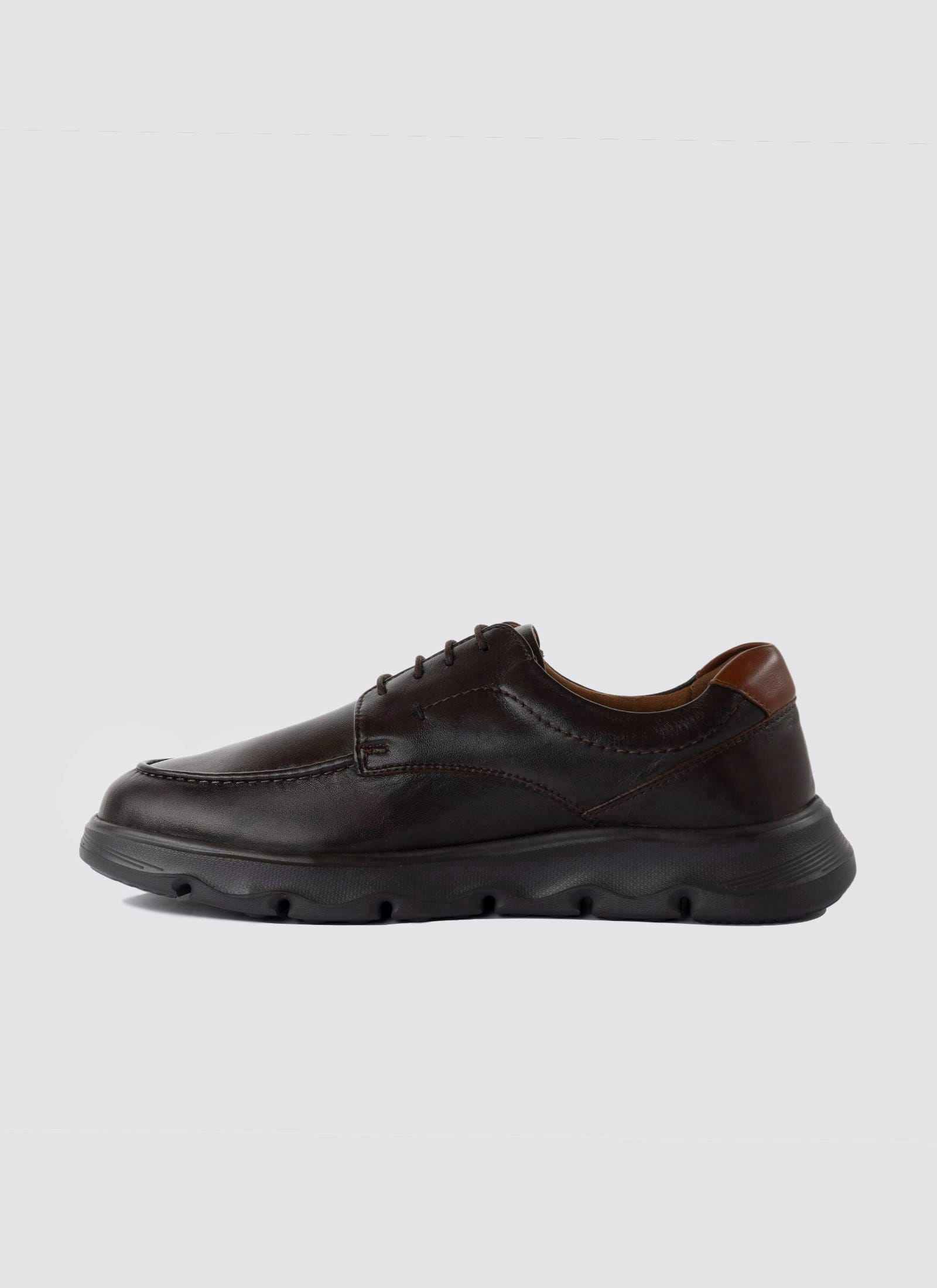 Conrad Lace-ups