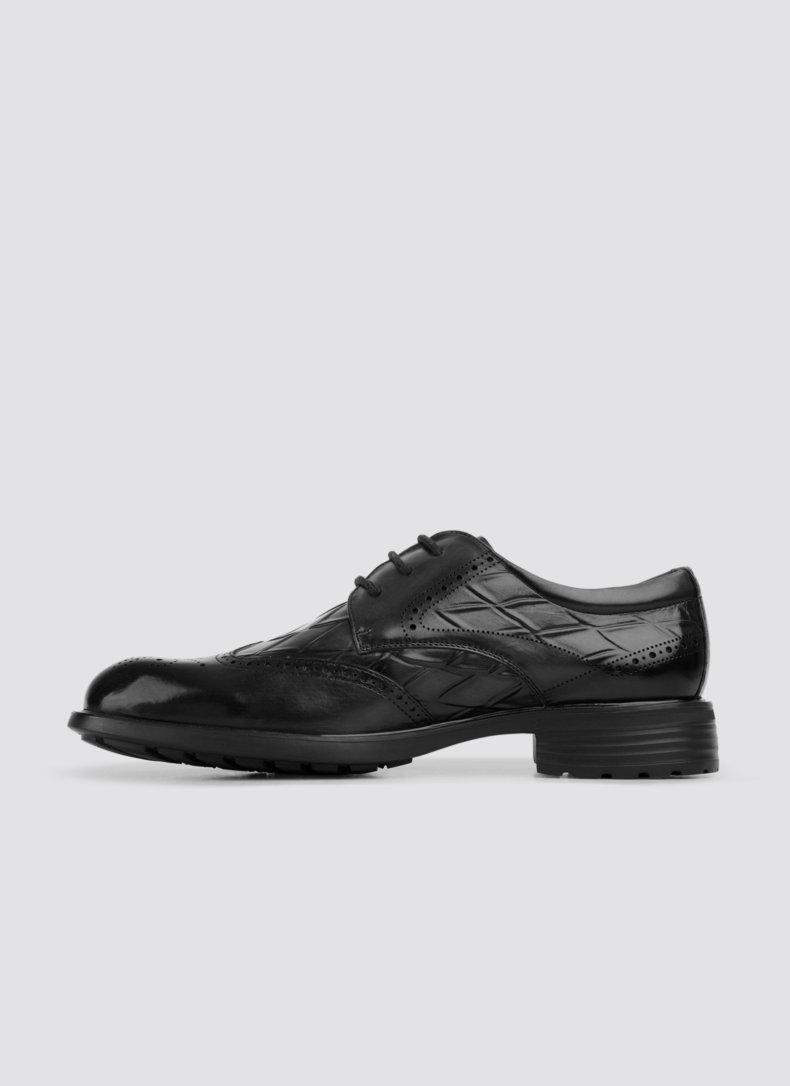 Sebastian Laceup