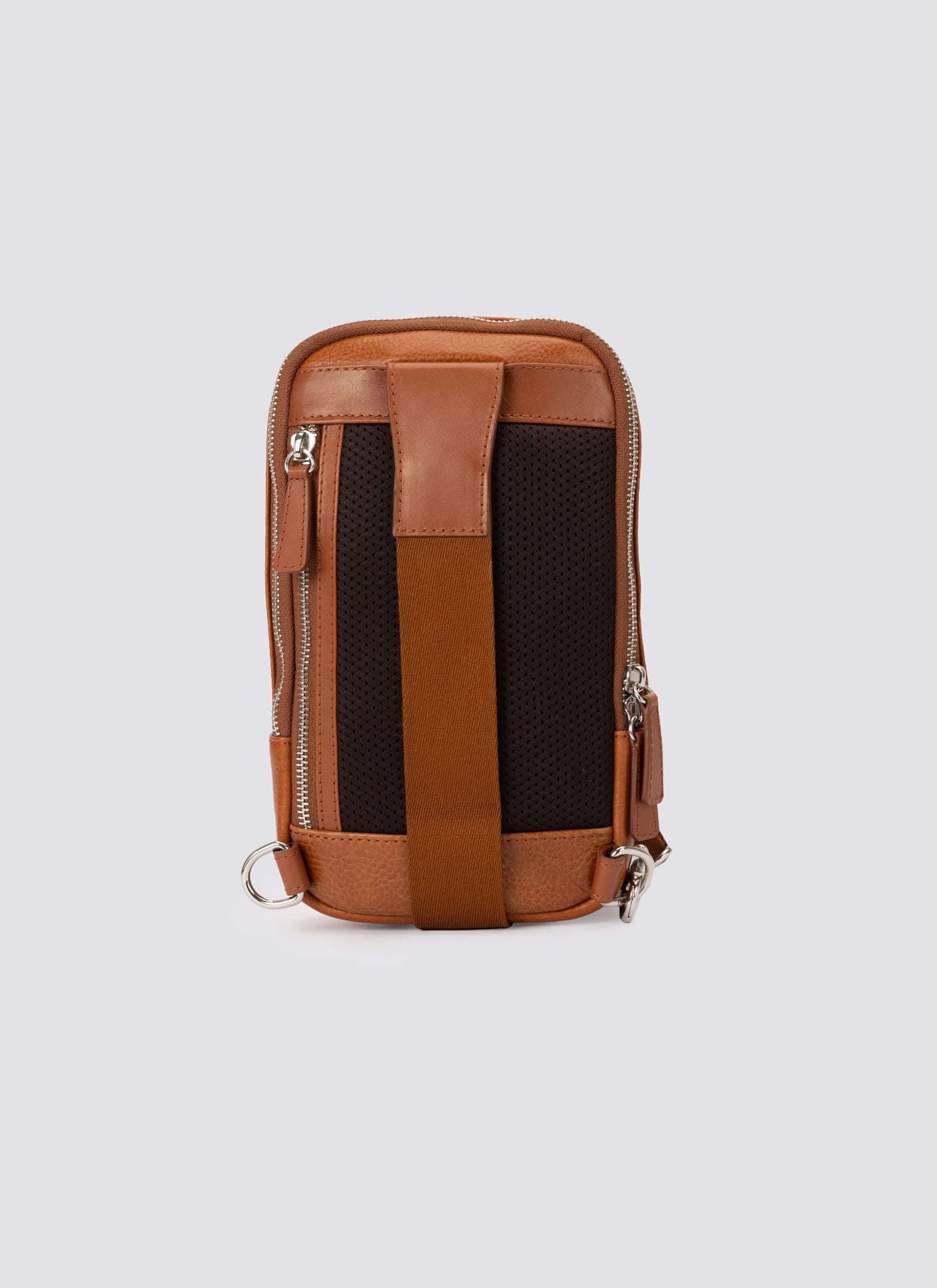 Voyager Crossbody