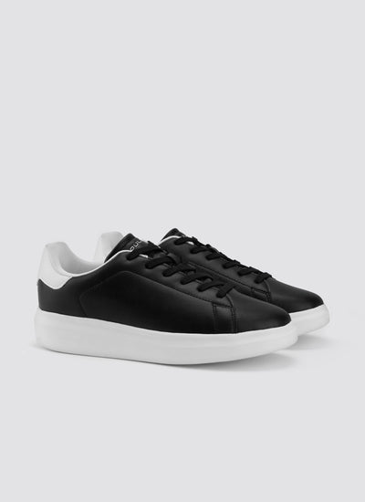 Cruze Sneaker