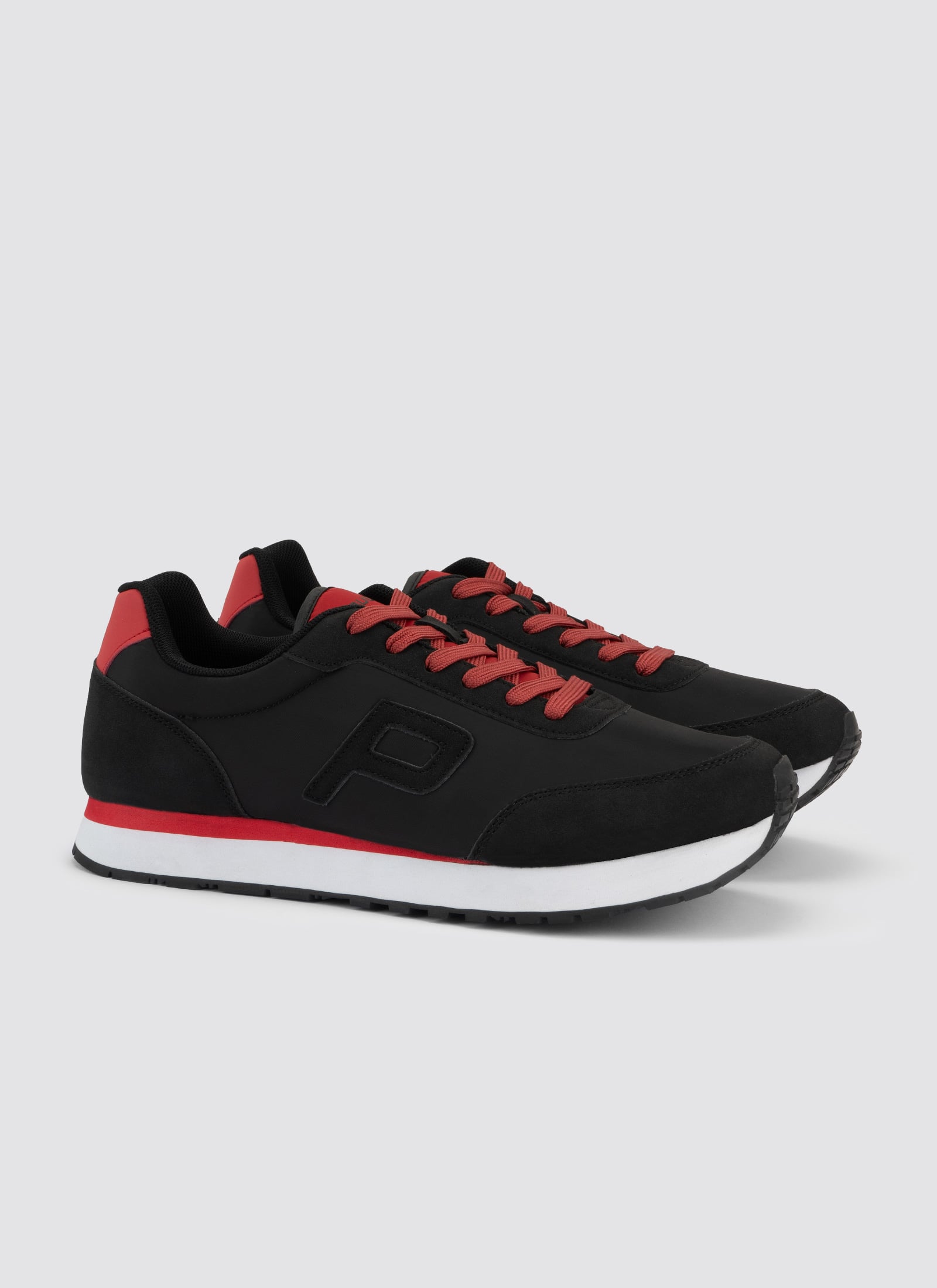Hasten Sneaker