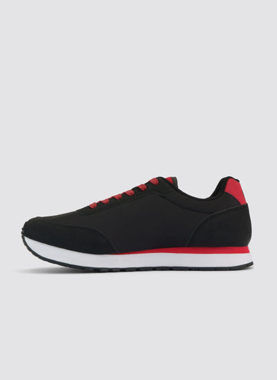 Hasten Sneaker