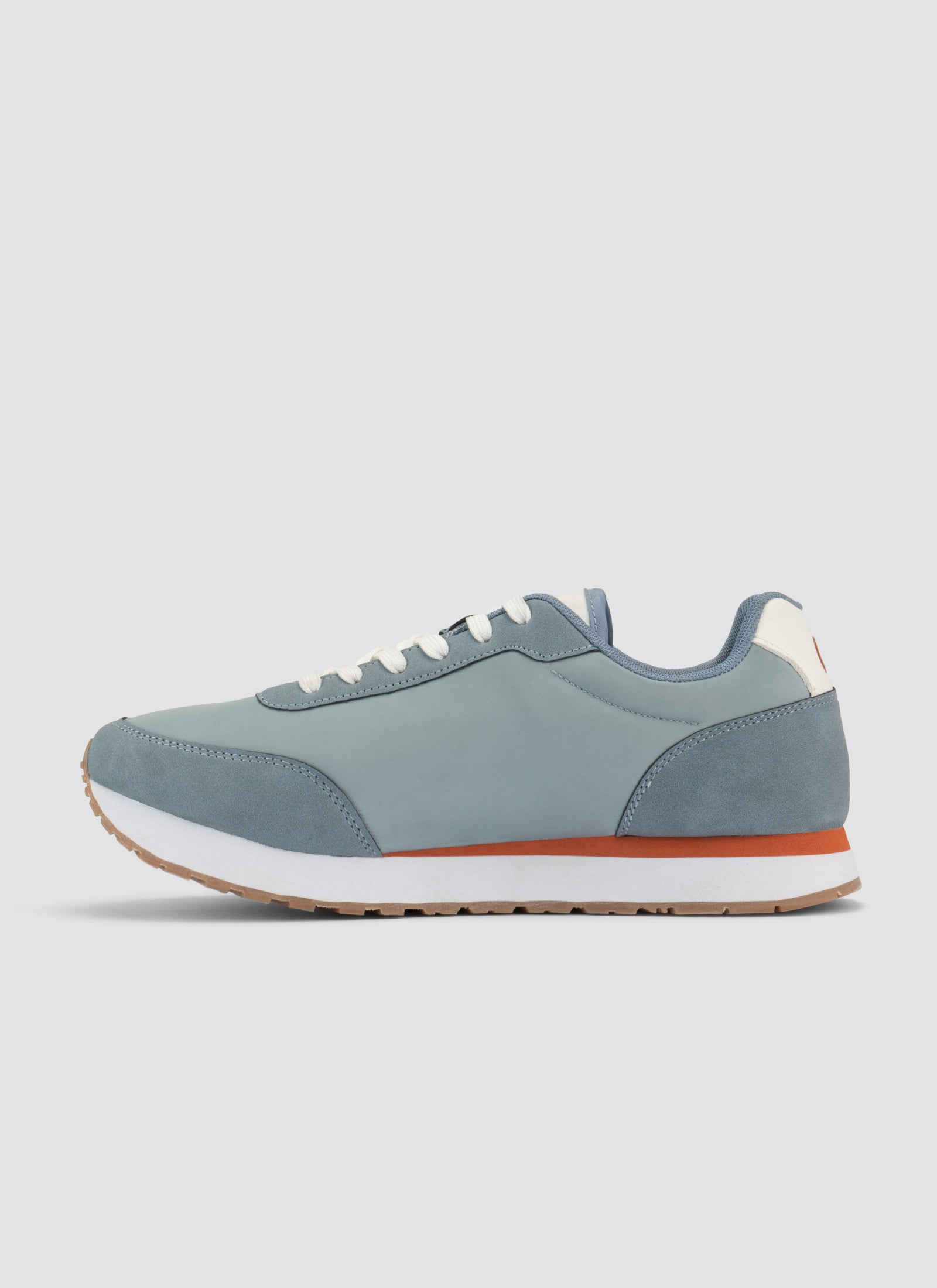 Hasten Sneaker