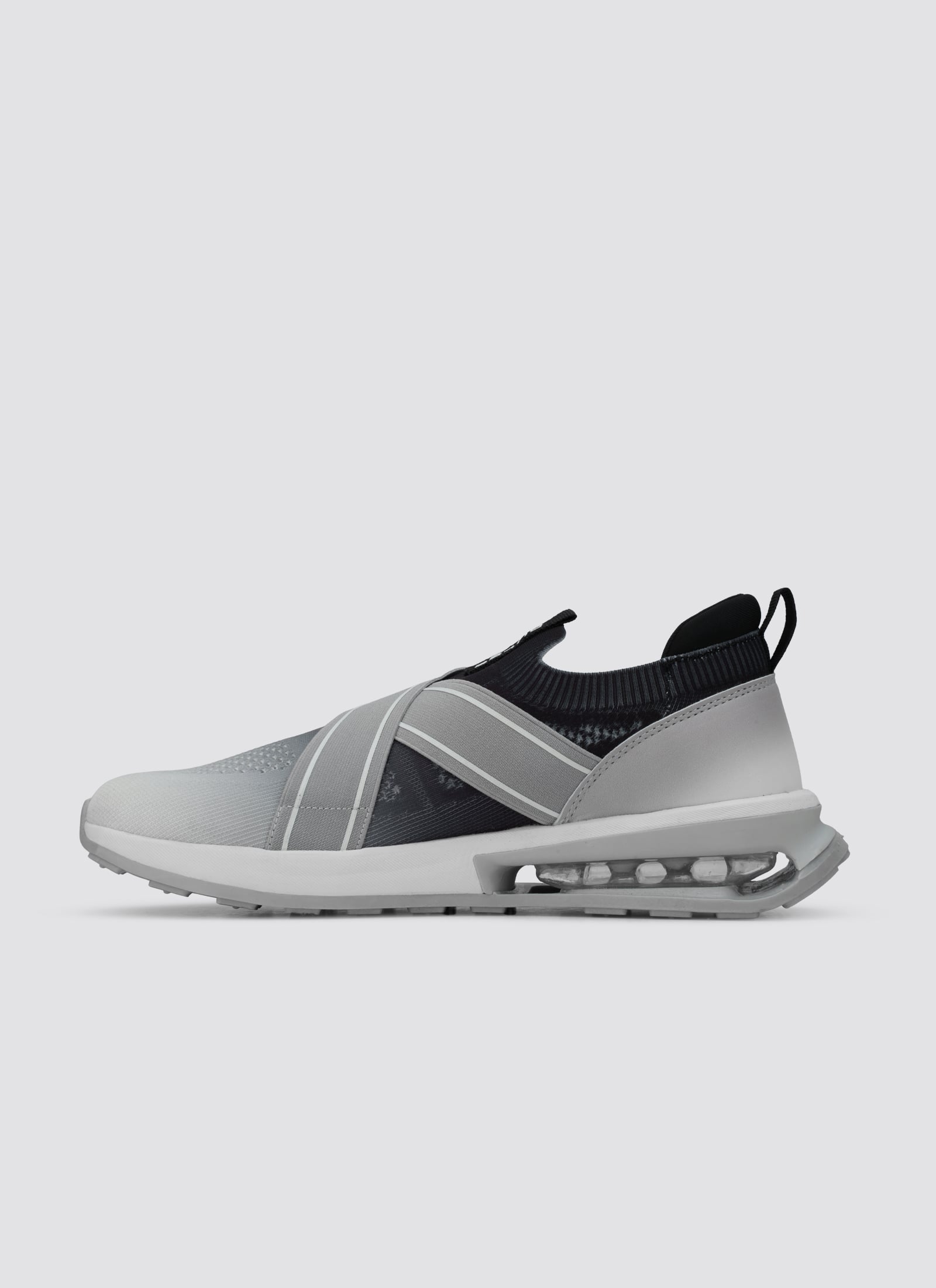Aeris Sneaker