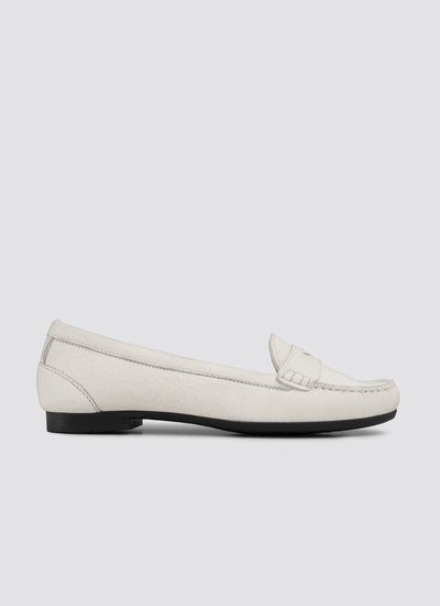 Selene Moccasin