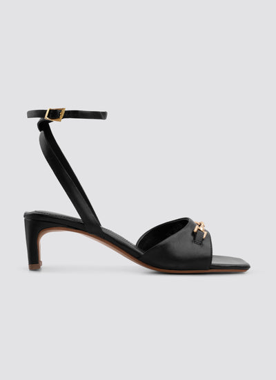 Zaha Heel