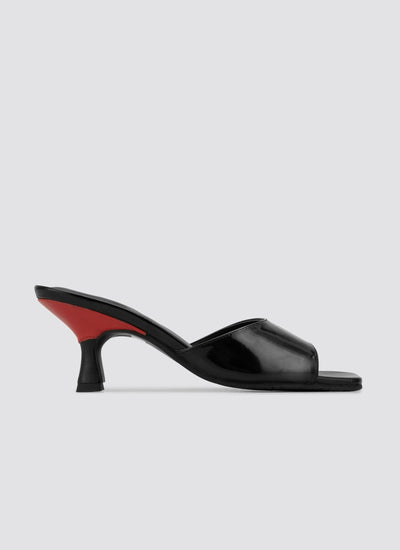 Amanda Heel