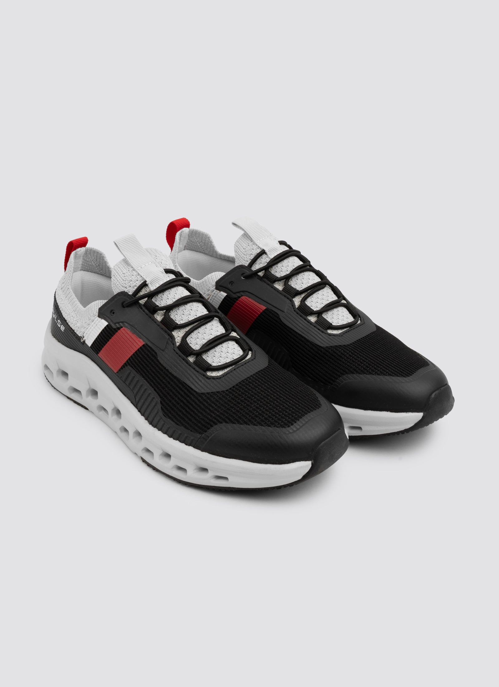 Beacon Sneaker