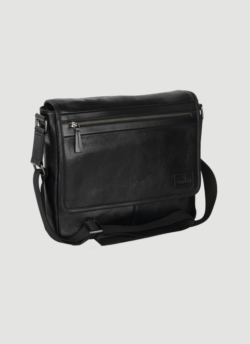 Language Shoes-Men-Daniel Messenger Bag-Premium Leather-Black Colour-Leather Accessories